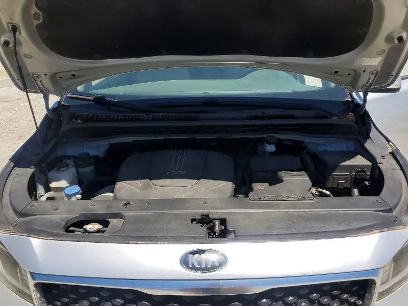 2016 KIA SEDONA LX  