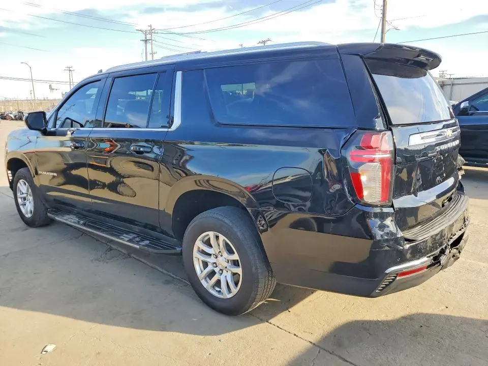 2022 CHEVROLET SUBURBAN C1500 LT  