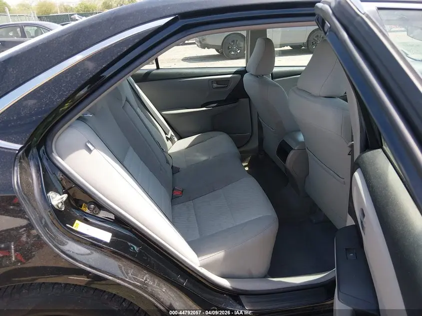 2017 TOYOTA CAMRY LE