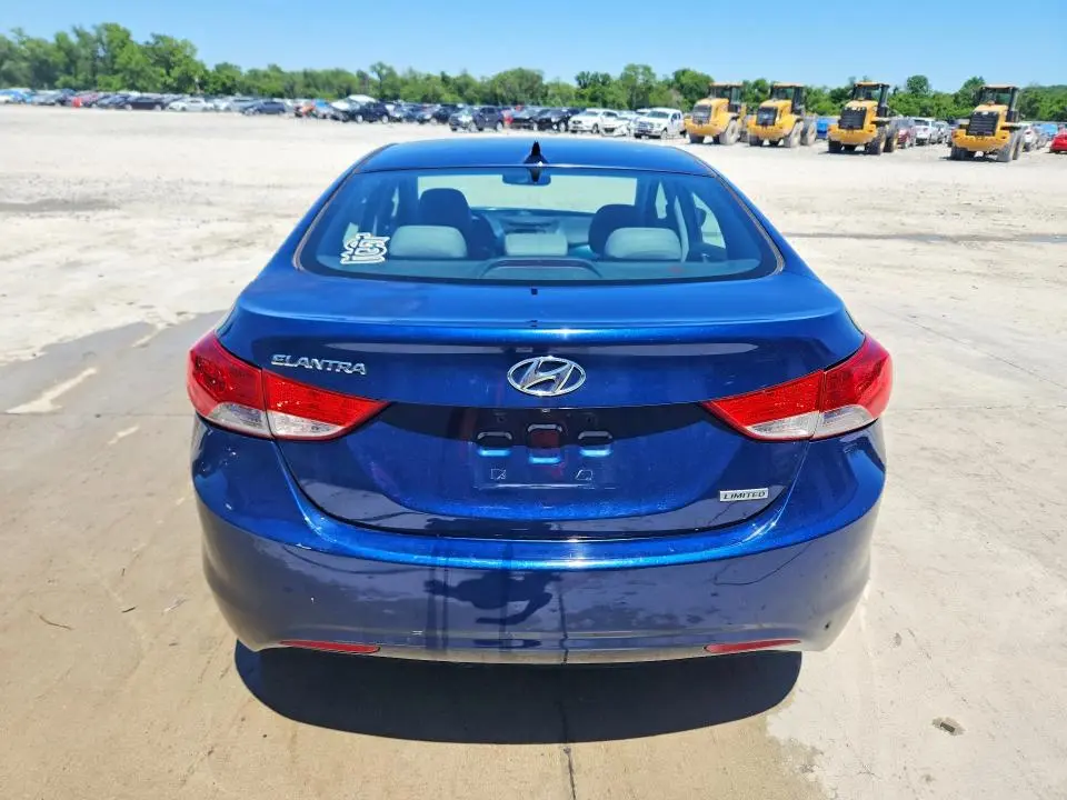 2013 HYUNDAI ELANTRA LIMITED  