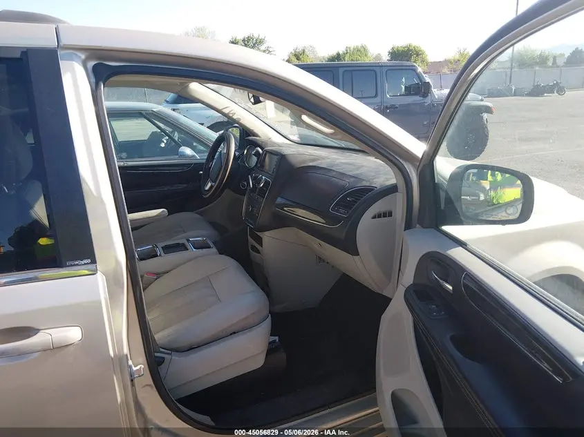 2012 CHRYSLER TOWN & COUNTRY TOURING