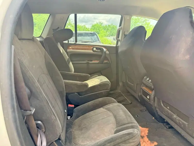 2011 BUICK ENCLAVE CX  
