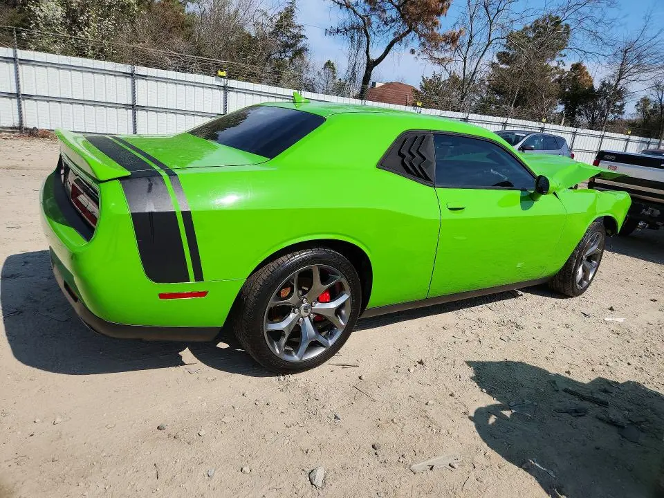 2017 DODGE CHALLENGER SXT  