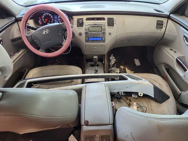 2011 HYUNDAI AZERA LIMITED  