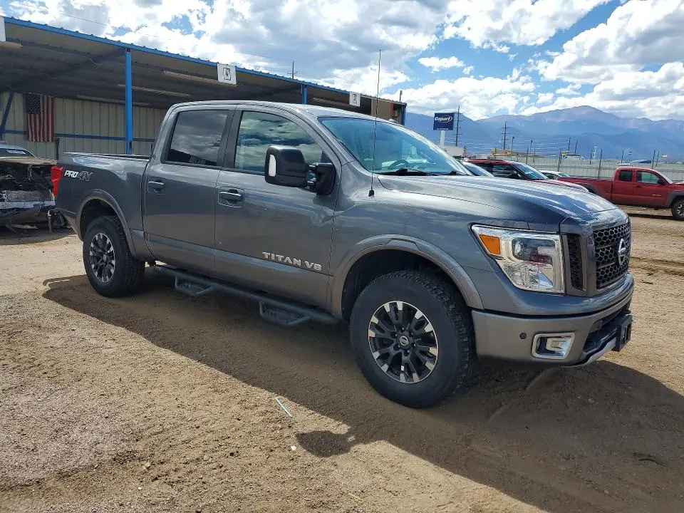 2019 NISSAN TITAN PRO-4X  