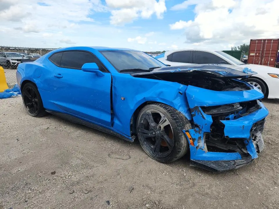 2022 CHEVROLET CAMARO LT1  