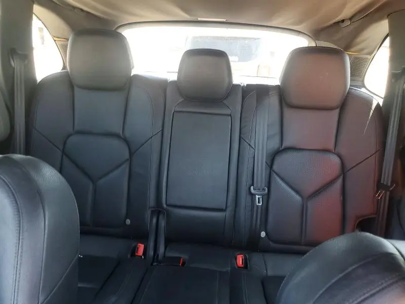 2012 PORSCHE CAYENNE   