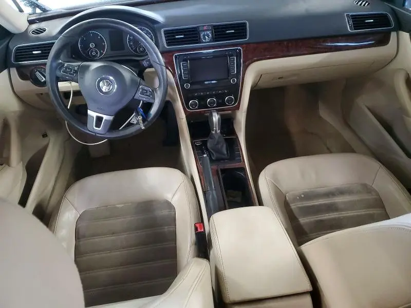 2012 VOLKSWAGEN PASSAT SEL  