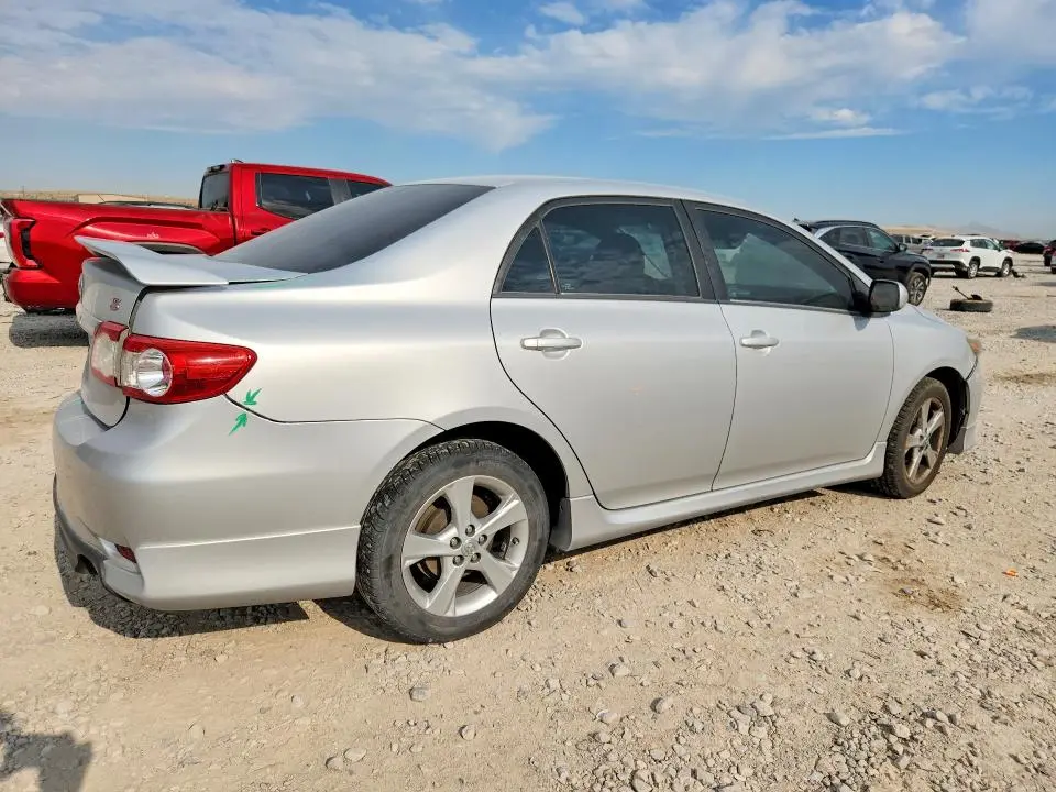 2013 TOYOTA COROLLA S  