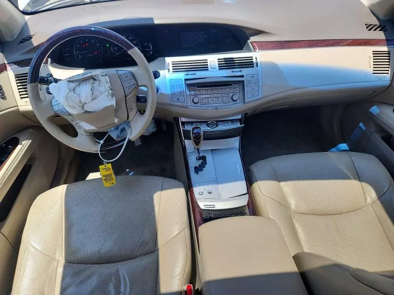 2010 TOYOTA AVALON LIMITED  