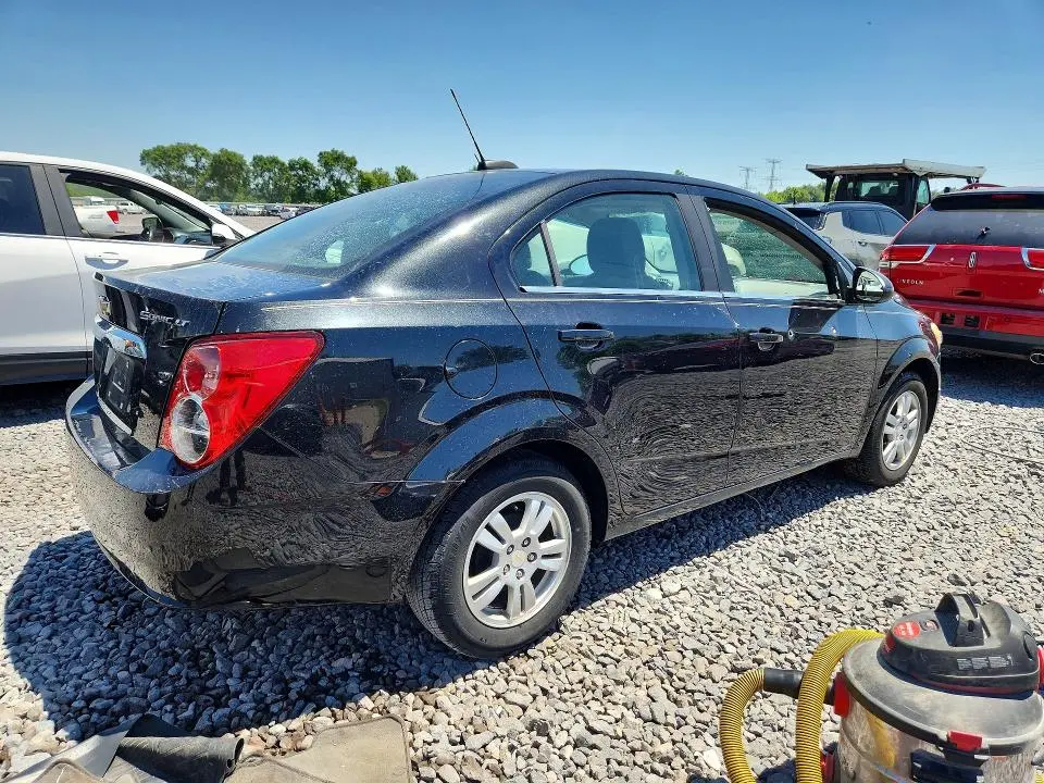 2015 CHEVROLET SONIC LT  