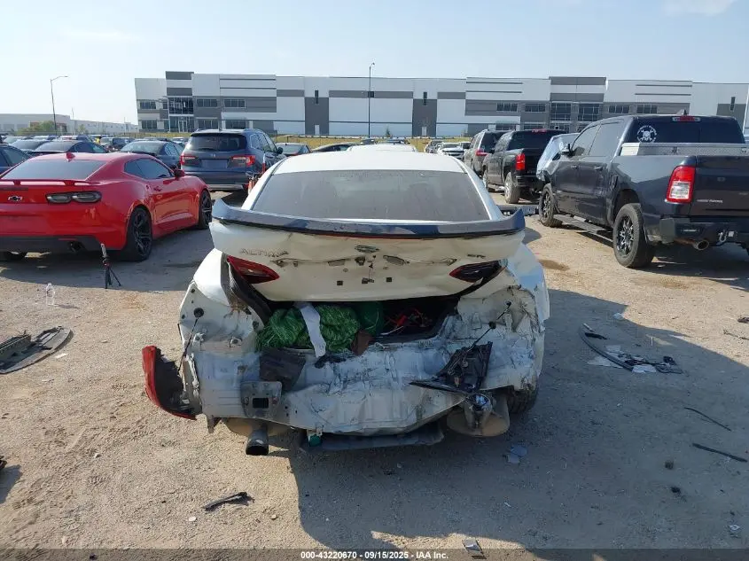 2017 NISSAN ALTIMA 2.5 SR