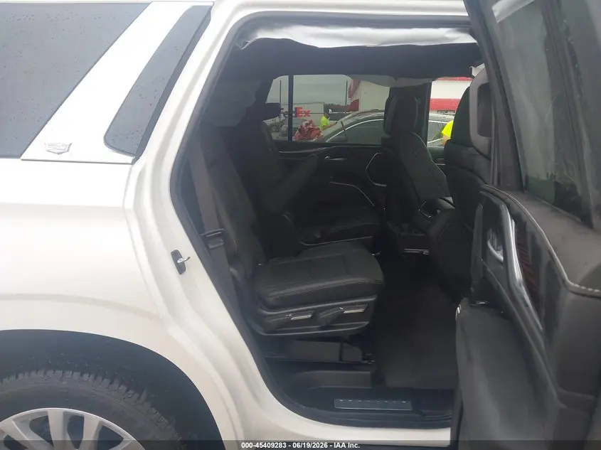 2024 CADILLAC ESCALADE 2WD LUXURY