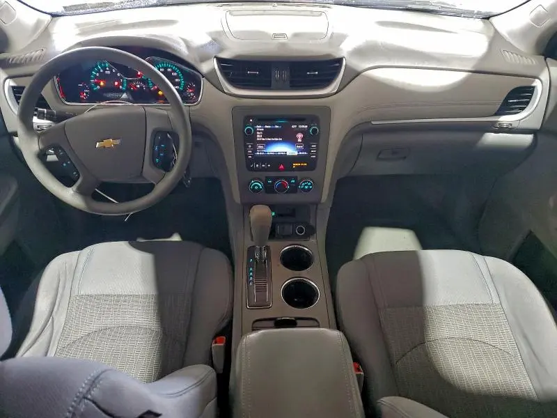 2016 CHEVROLET TRAVERSE LS  
