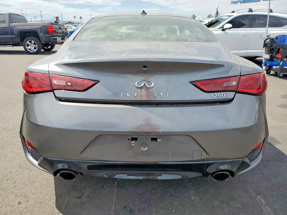 2019 INFINITI Q60 3.0T LUXE  