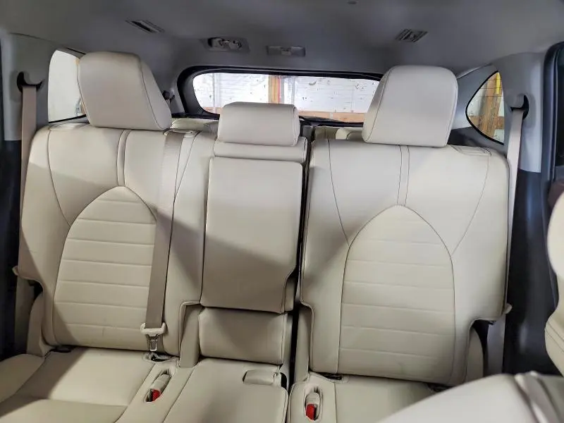 2020 TOYOTA HIGHLANDER HYBRID XLE  