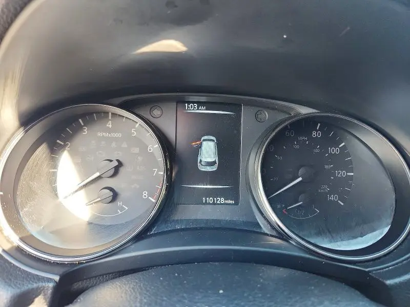 2017 NISSAN ROGUE SV  