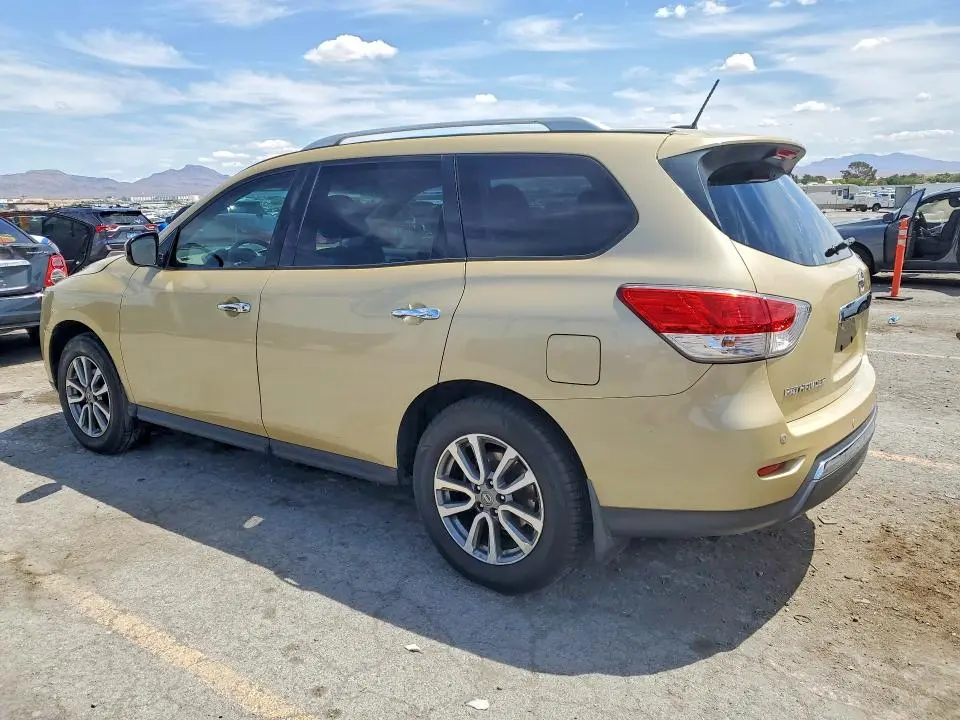 2013 NISSAN PATHFINDER S  