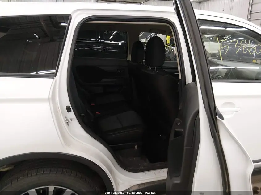 2019 MITSUBISHI OUTLANDER ES