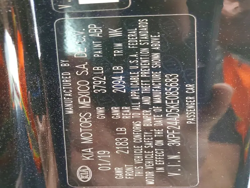 2019 KIA FORTE LXS  