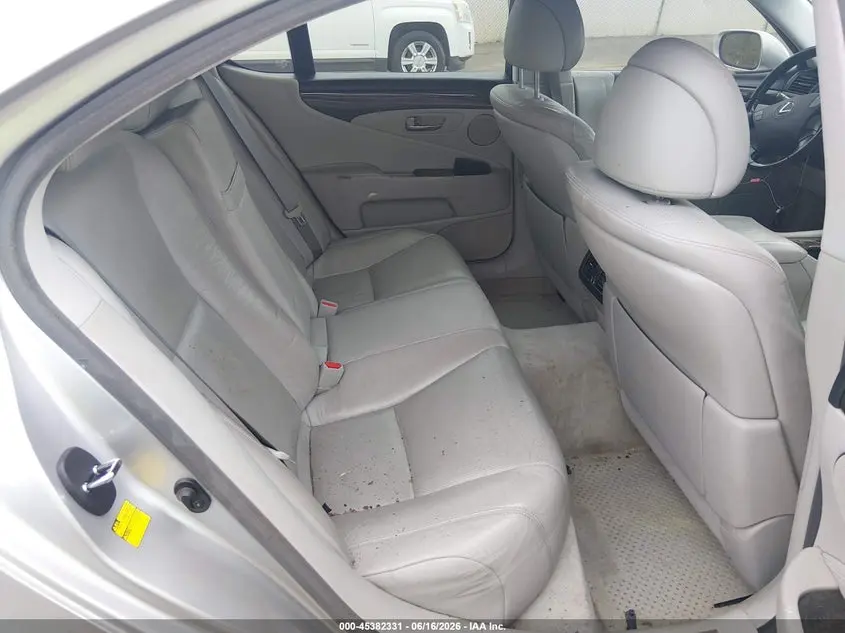 2010 LEXUS LS 460  