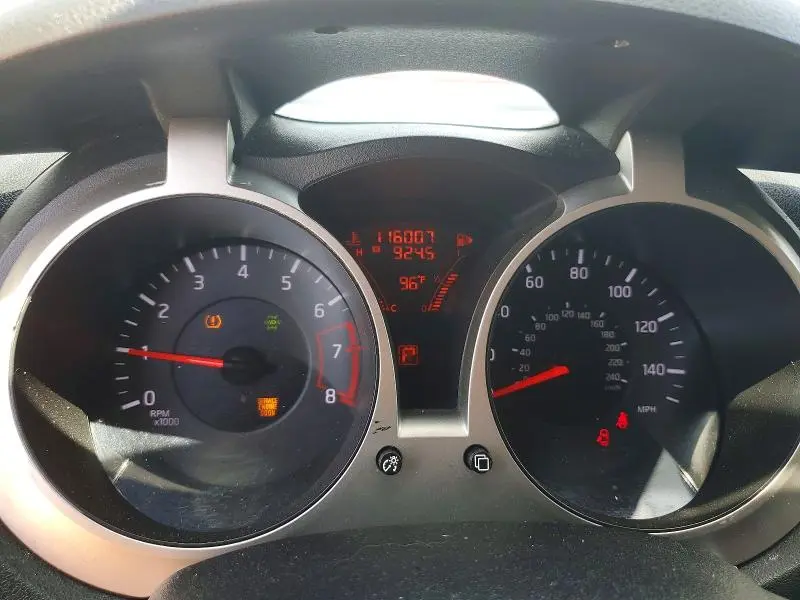 2013 NISSAN JUKE S  