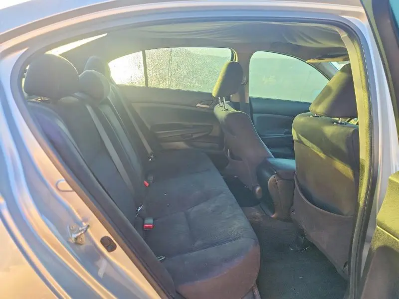 2012 HONDA ACCORD LX  