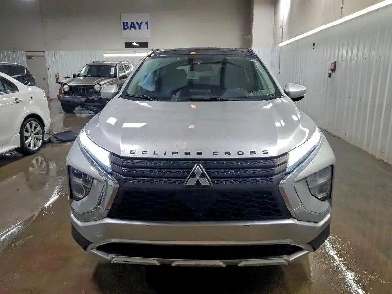 2023 MITSUBISHI ECLIPSE CROSS SE  
