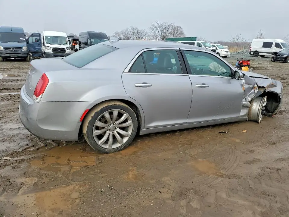 2018 CHRYSLER 300 LIMITED  