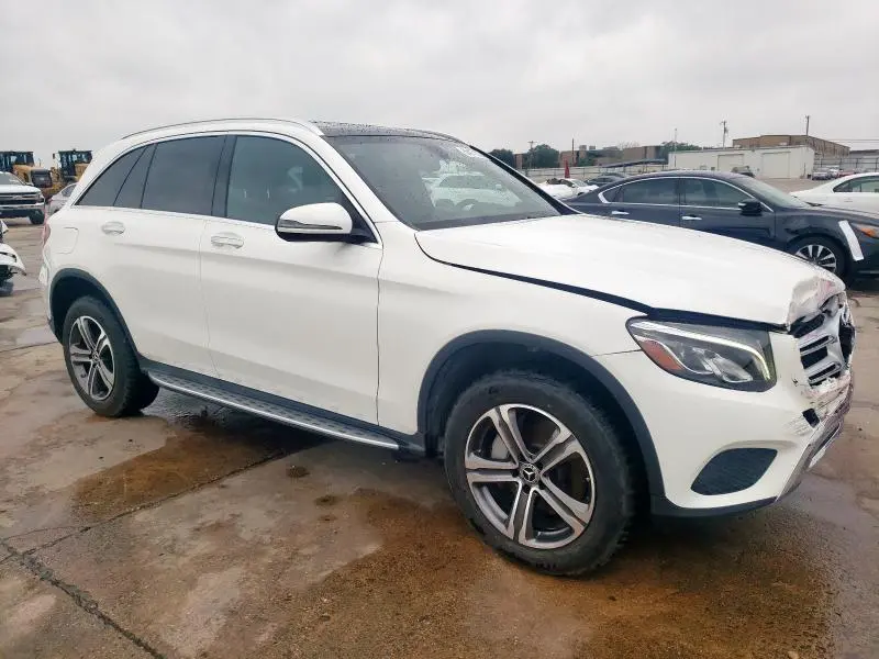 2019 MERCEDES-BENZ GLC 300