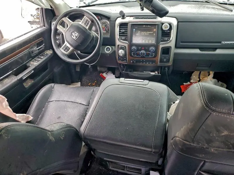 2016 RAM 1500 LARAMIE  