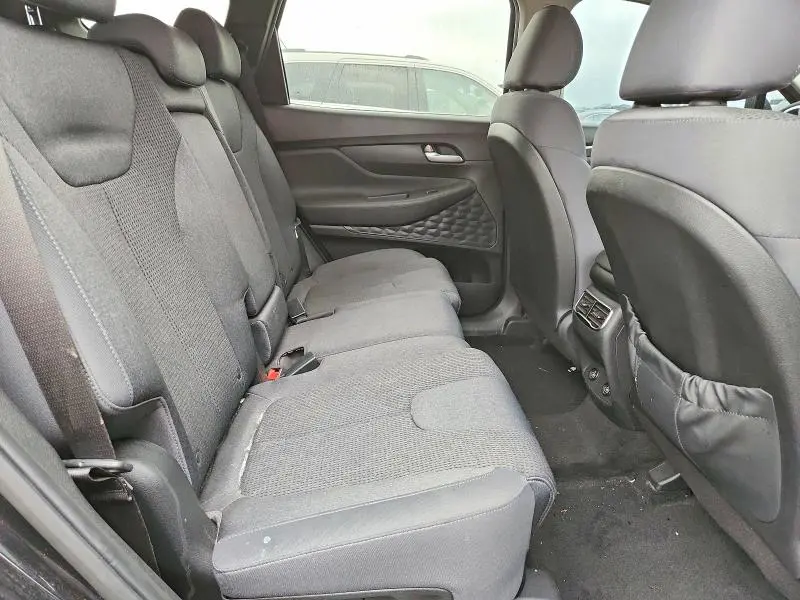 2022 HYUNDAI SANTA FE SE  