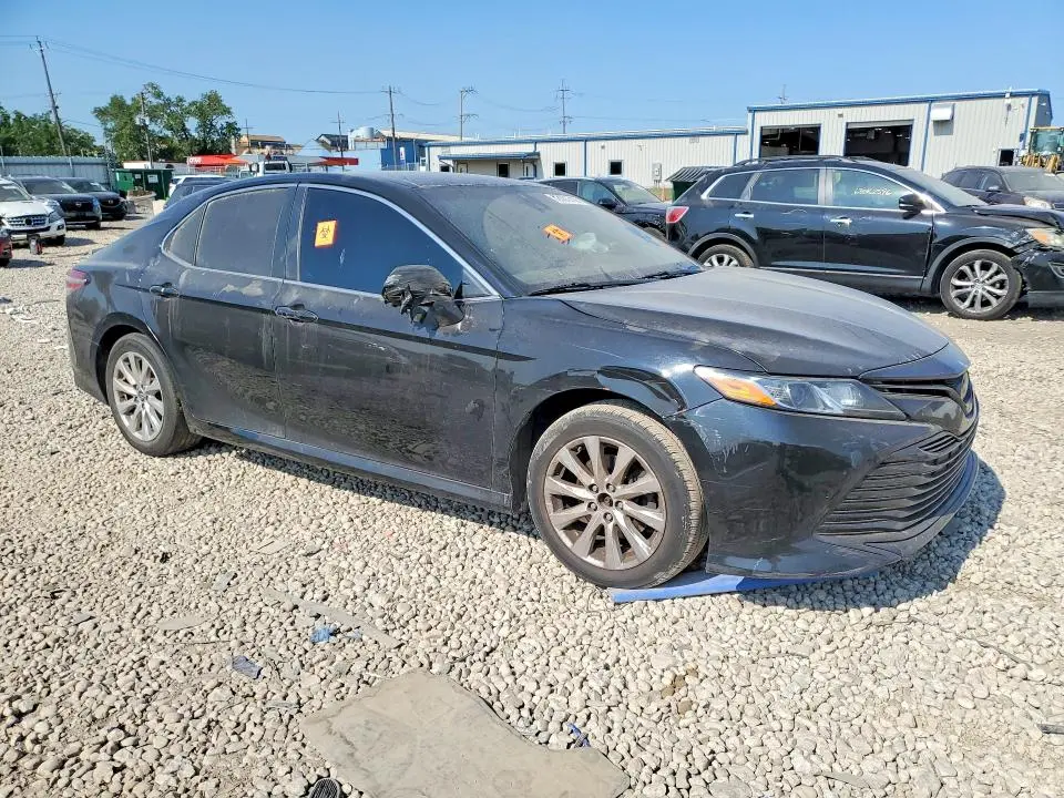 2018 TOYOTA CAMRY LE  
