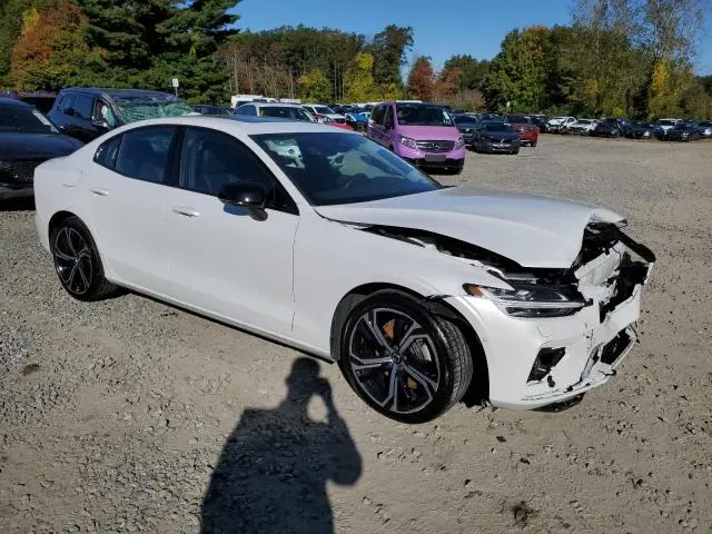 2024 VOLVO S60 PLUS  