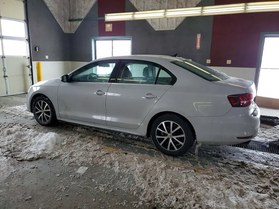 2017 VOLKSWAGEN JETTA SE  