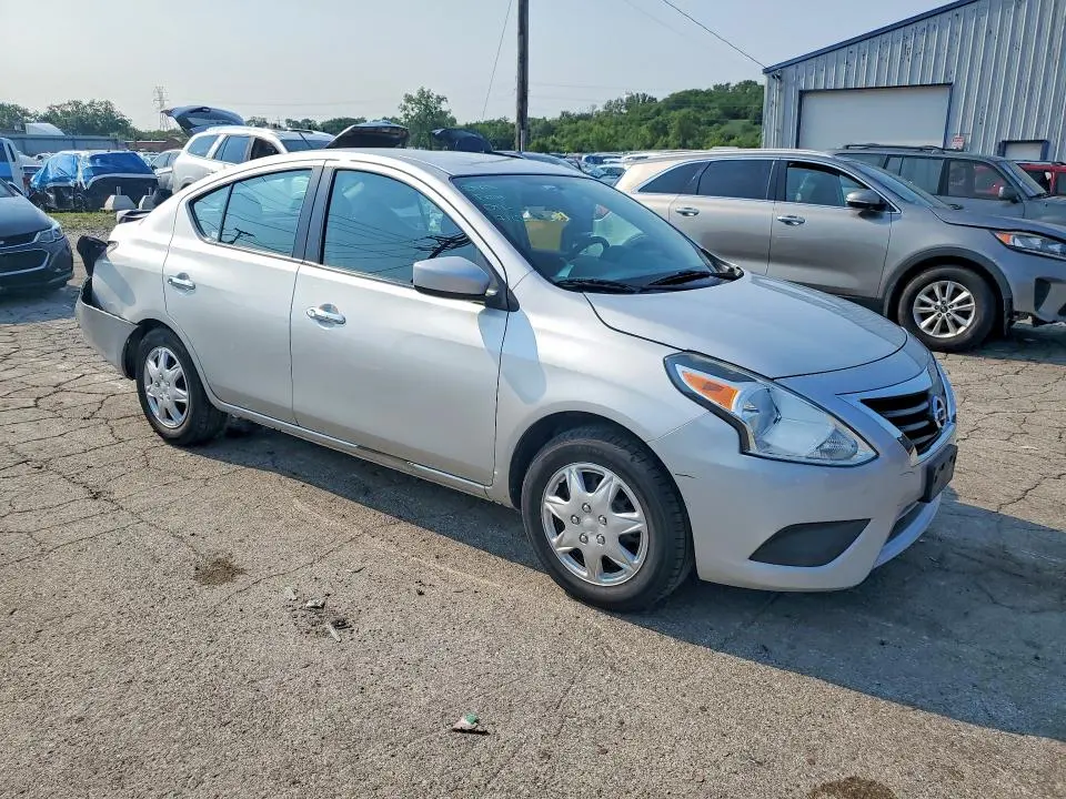 2016 NISSAN VERSA 1.6 SV  