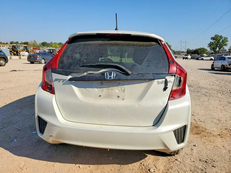 2017 HONDA FIT LX  