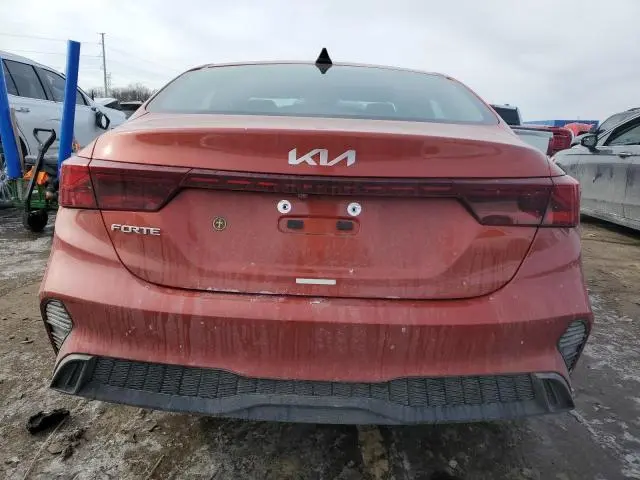 2023 KIA FORTE LX  