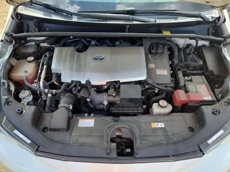 2018 TOYOTA PRIUS THREE  