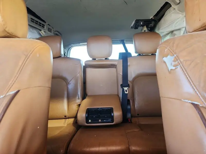 2016 INFINITI QX80 BASE  