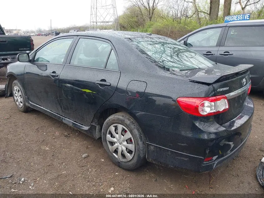 2013 TOYOTA COROLLA S