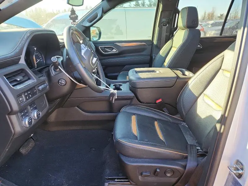 2021 GMC YUKON AT4  