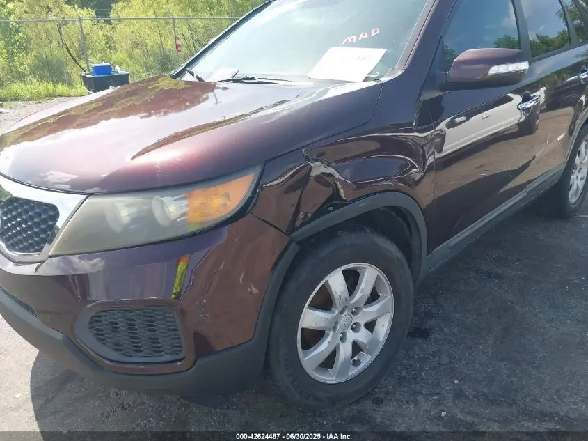2012 KIA SORENTO LX