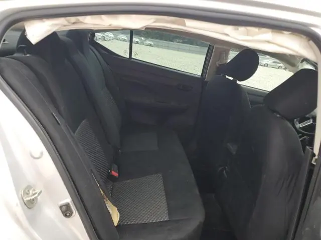 2021 NISSAN VERSA S  