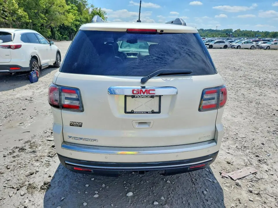 2015 GMC ACADIA SLT-1  