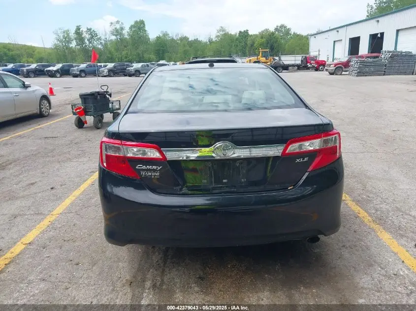 2012 TOYOTA CAMRY XLE