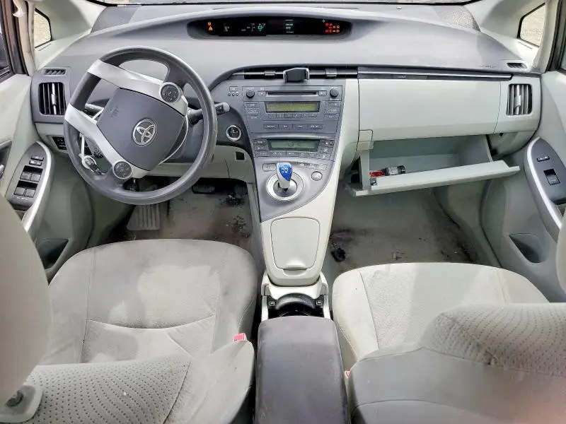 2010 TOYOTA PRIUS II  