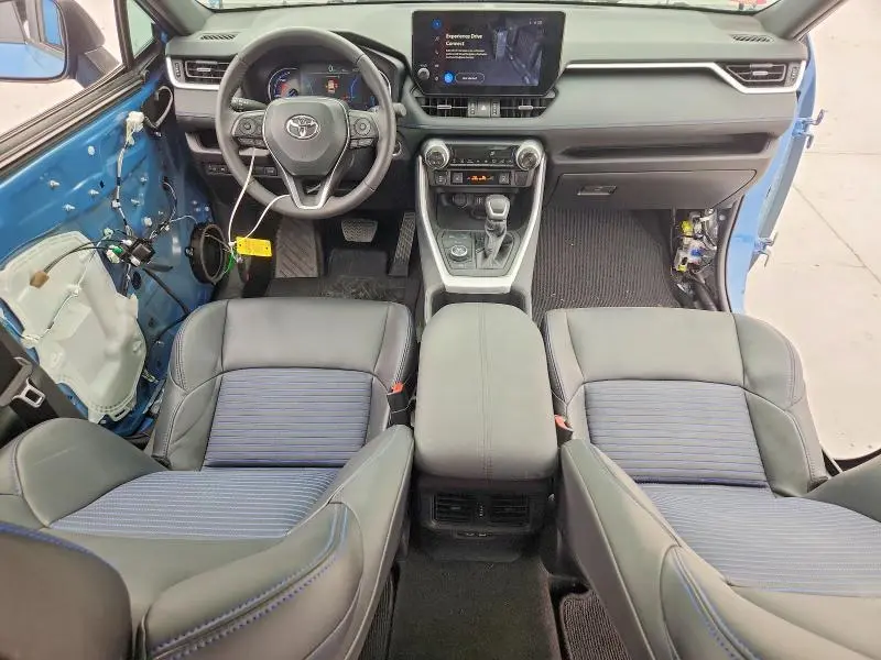 2025 TOYOTA RAV4 XSE  