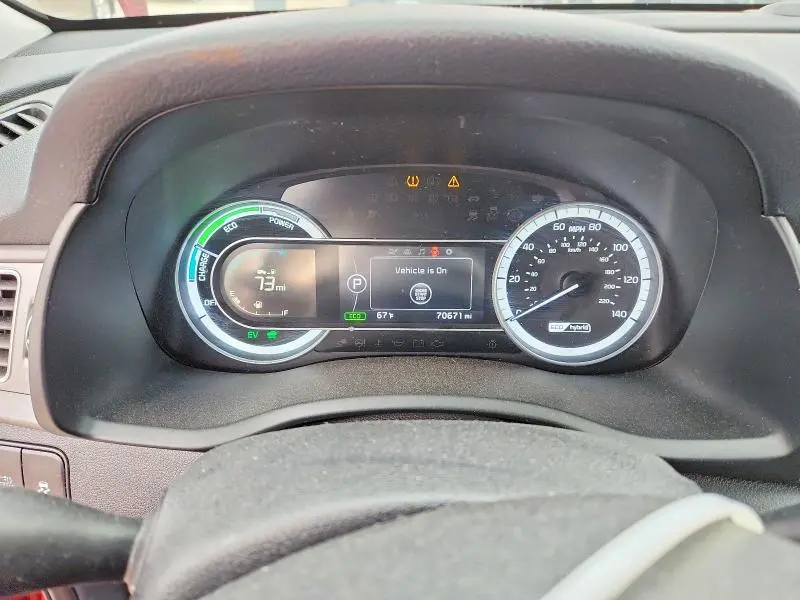 2019 KIA NIRO LX  