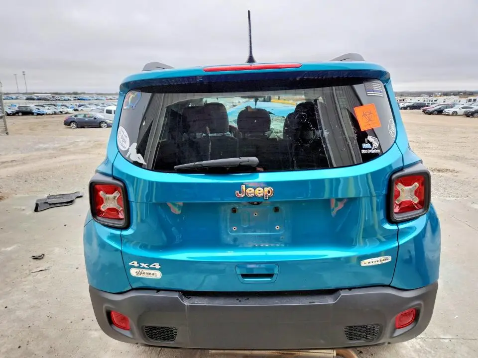 2022 JEEP RENEGADE LATITUDE  